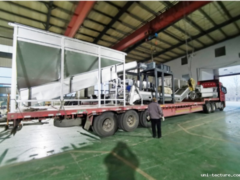 餐厨垃圾处理设备运输现场